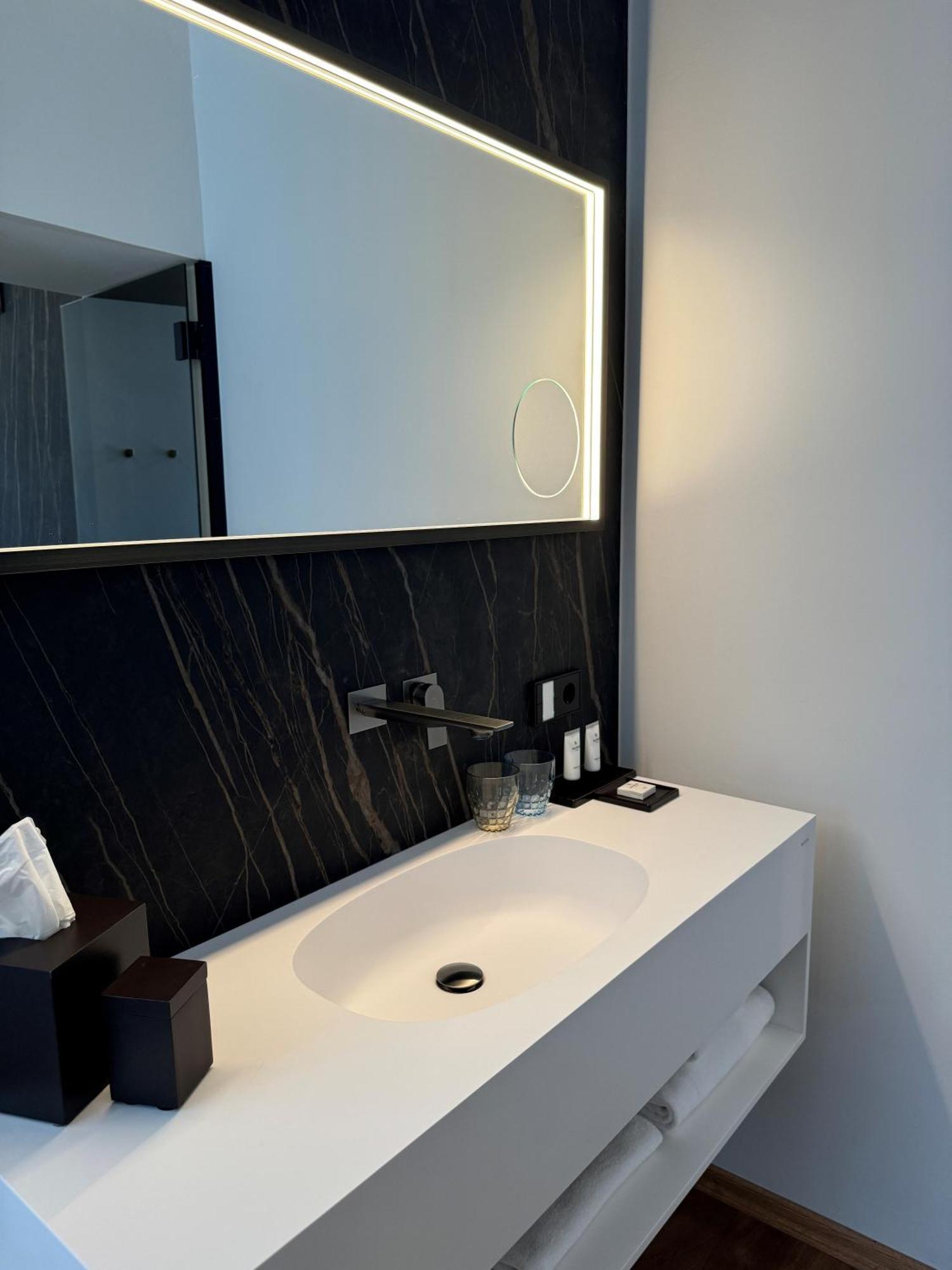 Meta Suites Historic City Living Bolzano Bagian luar foto