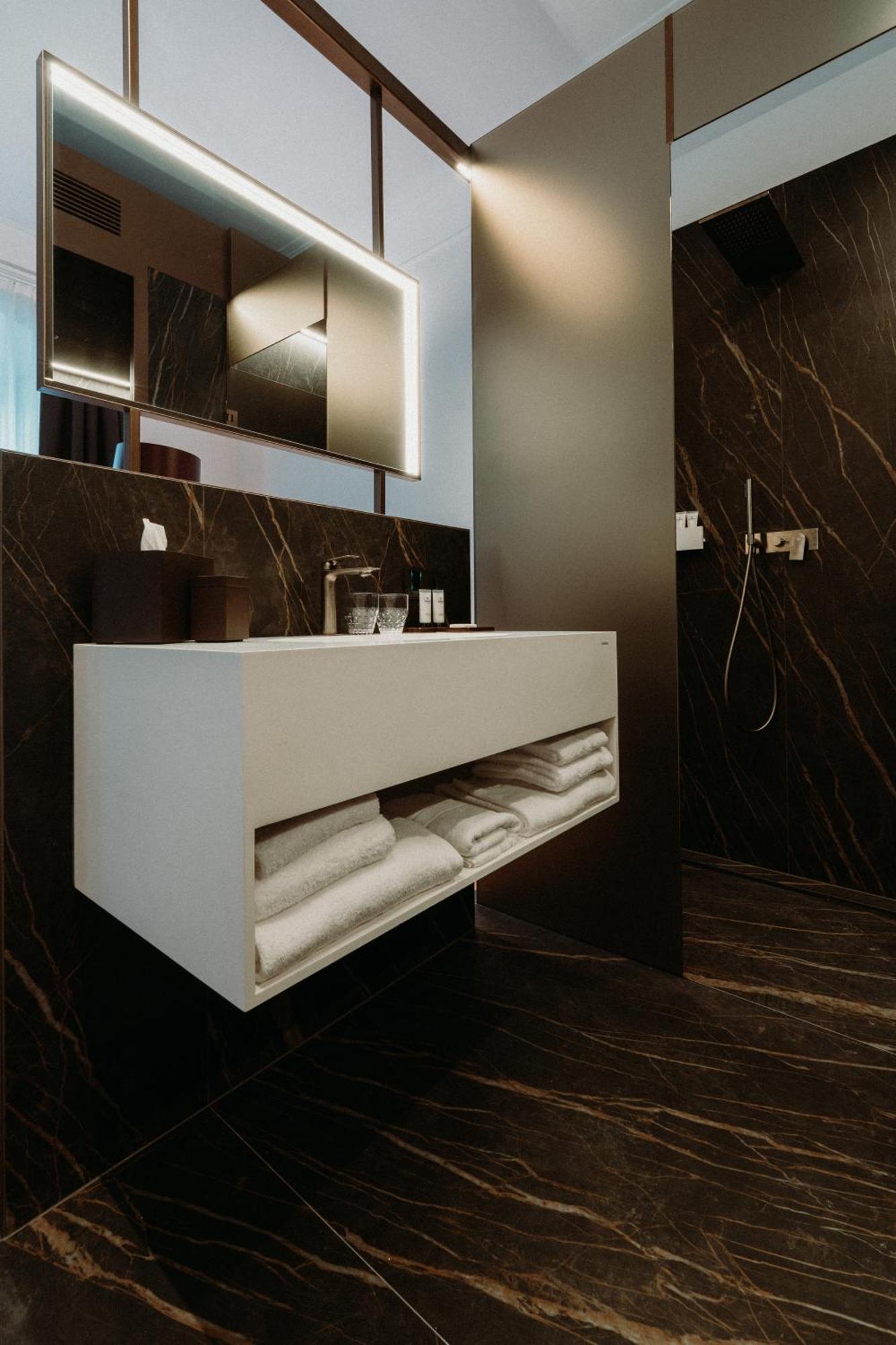 Meta Suites Historic City Living Bolzano Bagian luar foto